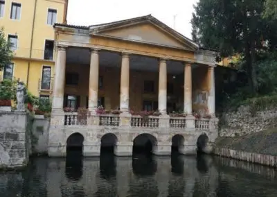 Loggia Valmarana by Andrea Palladio, in the historical center of Vicenza. Walking tour, day tour with professional guide by Sightseeing in Italy