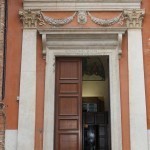 Portal of the Cathedral by Palladio in the historical center of Vicenza. Walking tour, day tour with professional guide by Sightseeing in Italy