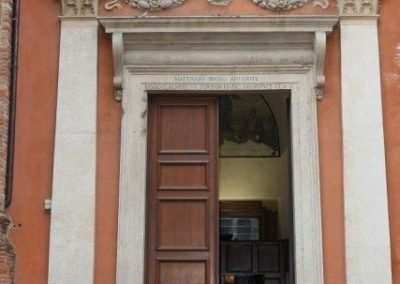 Portail de la cathédrale de Palladio dans le centre historique de Vicence. Randonnée à pied, excursion d'une journée avec un guide professionnel en Vénétie