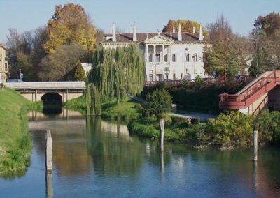 Villa Foscarini Rossi luxury shoe museum, to visit during day tour excursion, along brenta waterway between venice and padua, veneto region