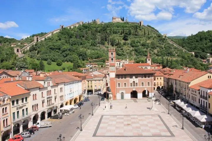 Marostica place des échecs