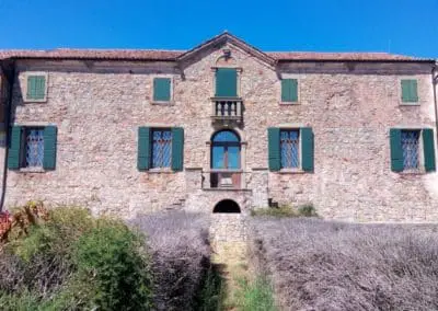 Villa Beatrice d'Este située dans les collines euganéennes sur le mont Gemola, dans la région de la Vénétie, au nord de l'Italie. à visiter lors d'une randonnée guidée