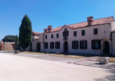 Villa Beatrice d'Este main façade on mount gemola, euganean hills area in north italy. a day excursion to visit with professional guide and driver