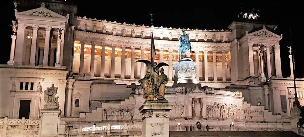 Autel de la patrie à Rome capitale de l'Italie. monument construit en l'honneur de Victor Emmanuel II, premier roi de l'Italie unifiée